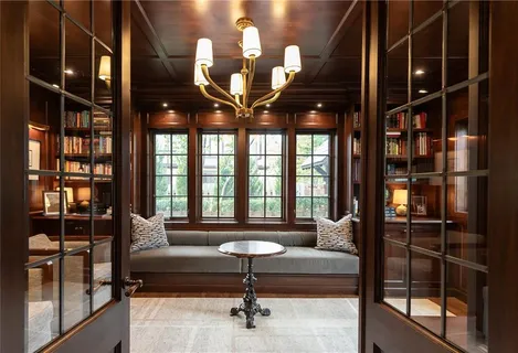 $5,500,000 | 2201 Stratford Road, Mission Hills, KS 66208