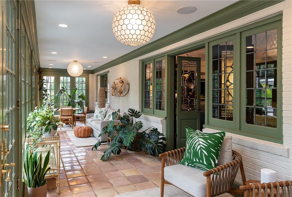 2201 Stratford Road Mission Hills, KS 66208 - Photo 33 of 69