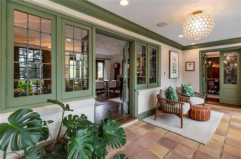 $5,500,000 | 2201 Stratford Road, Mission Hills, KS 66208