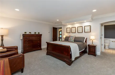 $5,500,000 | 2201 Stratford Road, Mission Hills, KS 66208