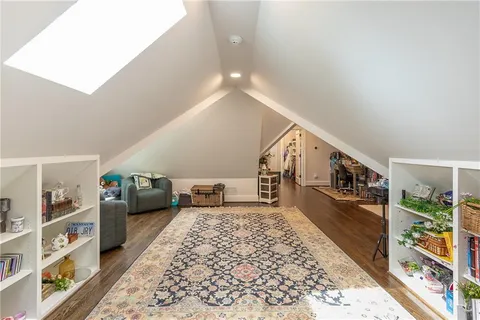 $5,500,000 | 2201 Stratford Road, Mission Hills, KS 66208