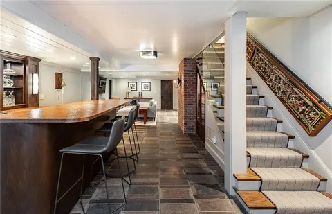 $5,500,000 | 2201 Stratford Road, Mission Hills, KS 66208