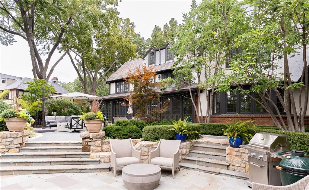 2201 Stratford Road Mission Hills, KS 66208 - Photo 66 of 69