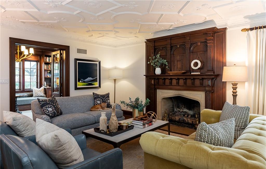 2201 Stratford Road Mission Hills, KS 66208 - Photo 7 of 69