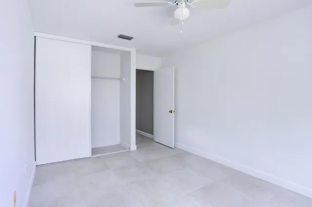 $3,900 | 15895 Northwest 5th Street, Pembroke Pines, FL 33028