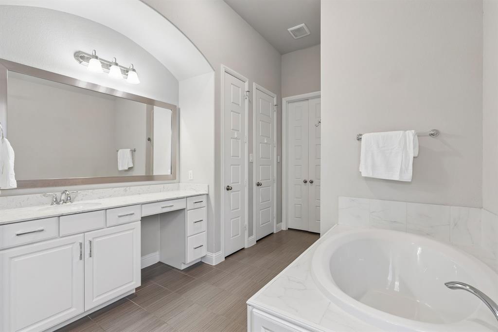 7909 Bonham Cove McKinney, TX 75071 - Photo 20 of 40