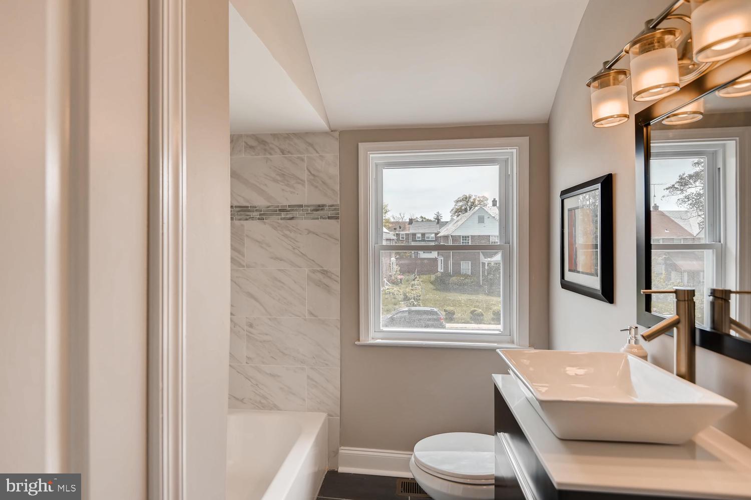 1324 Pentwood Road Baltimore, MD 21239 - Photo 12 of 26 Gallery Image 12