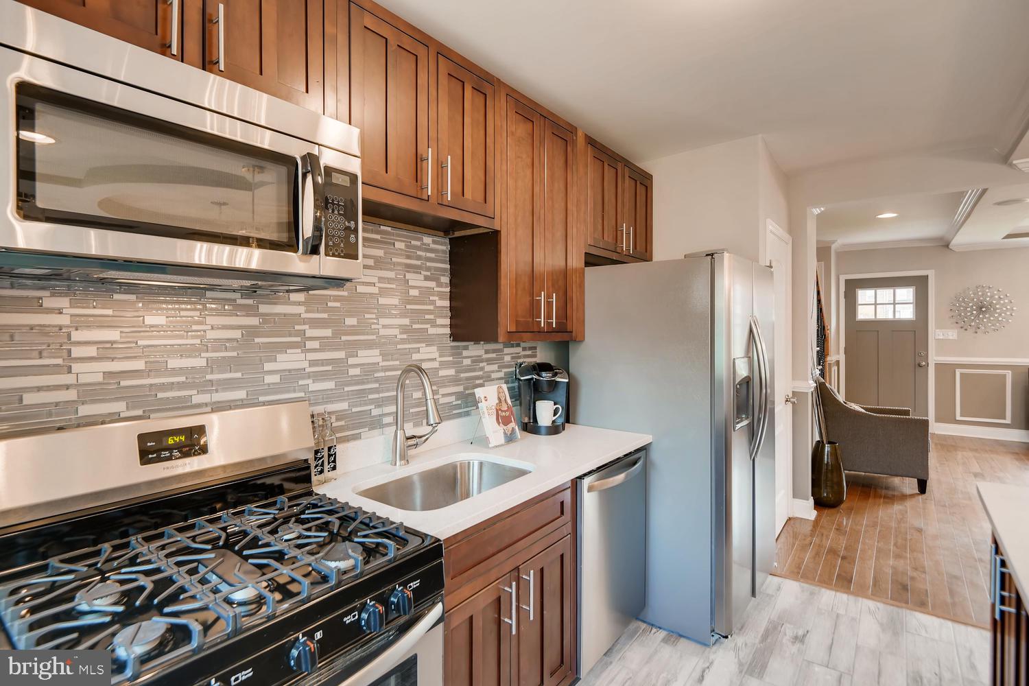 1324 Pentwood Road Baltimore, MD 21239 - Photo 6 of 26 Gallery Image 6
