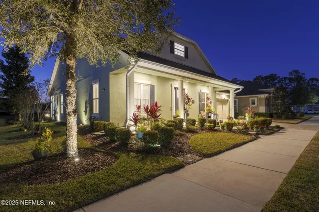 a view of a house with entertaining space