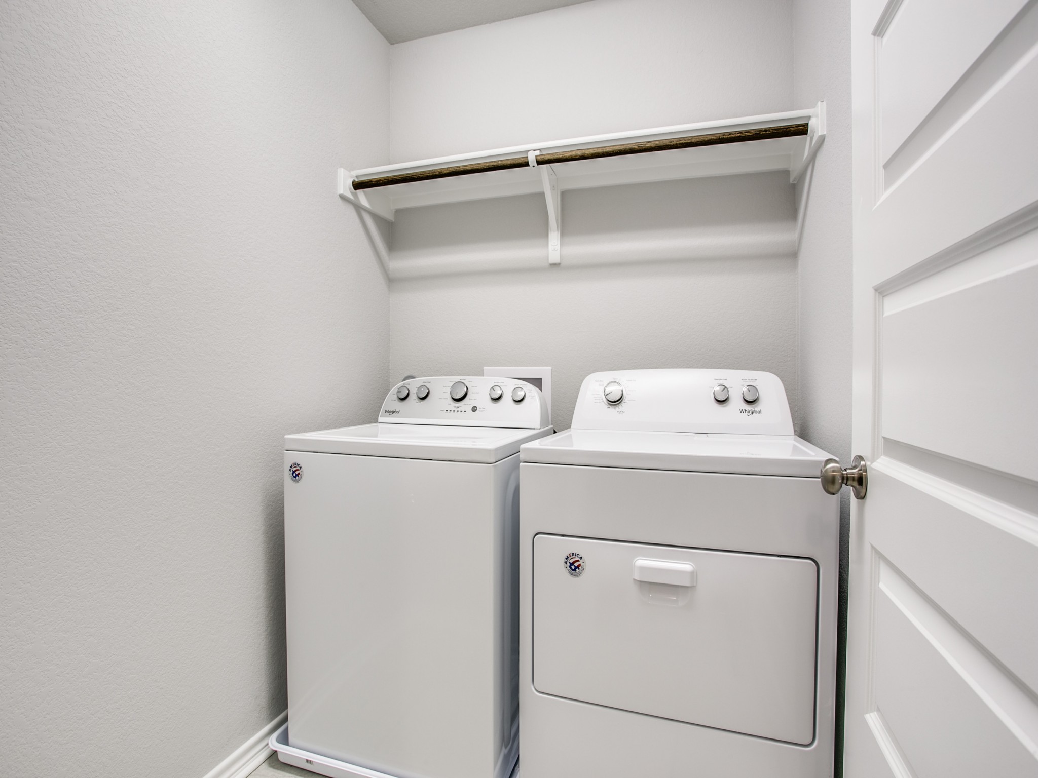 508 Rearing Mare Pass Georgetown, TX 78626 - Photo 18 of 26 Laundry room with washing machine and dryer