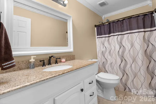 $395,000 | 1315 Pear Drive, Conover, NC 28613