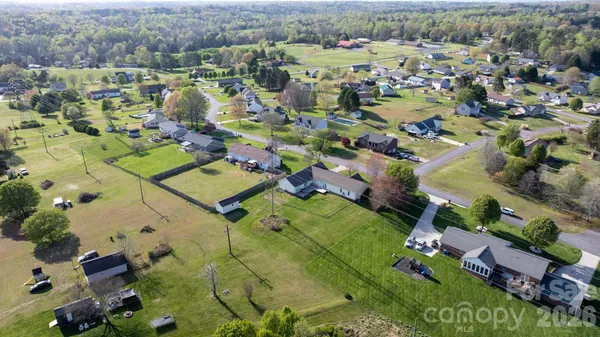 $395,000 | 1315 Pear Drive, Conover, NC 28613