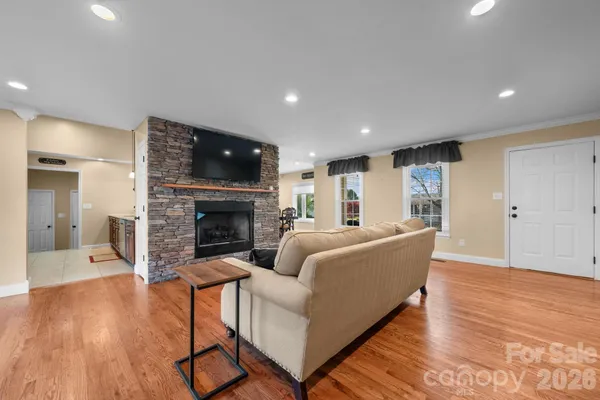 $395,000 | 1315 Pear Drive, Conover, NC 28613