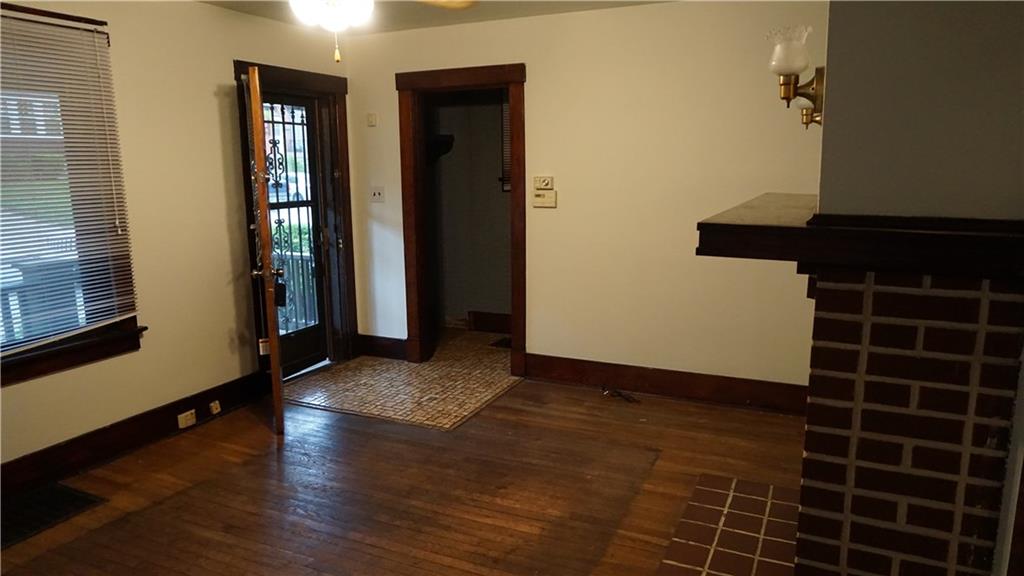 1121 Ingham Street Pittsburgh, PA 15212 - Photo 4 of 22 Gallery Image 4