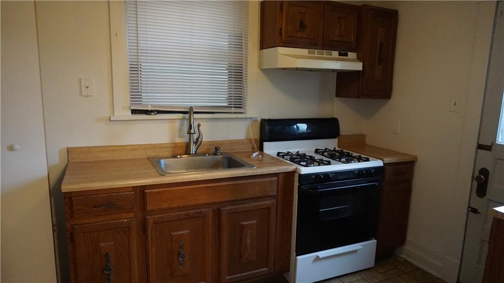 1121 Ingham Street Pittsburgh, PA 15212 - Photo 7 of 22 Gallery Image 7
