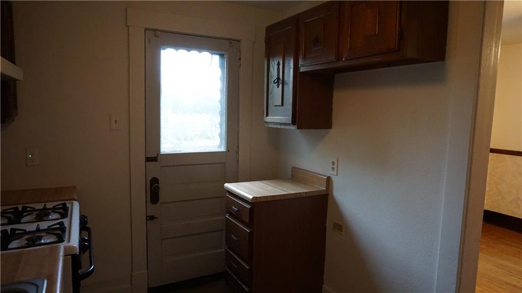 1121 Ingham Street Pittsburgh, PA 15212 - Photo 9 of 22 Gallery Image 9