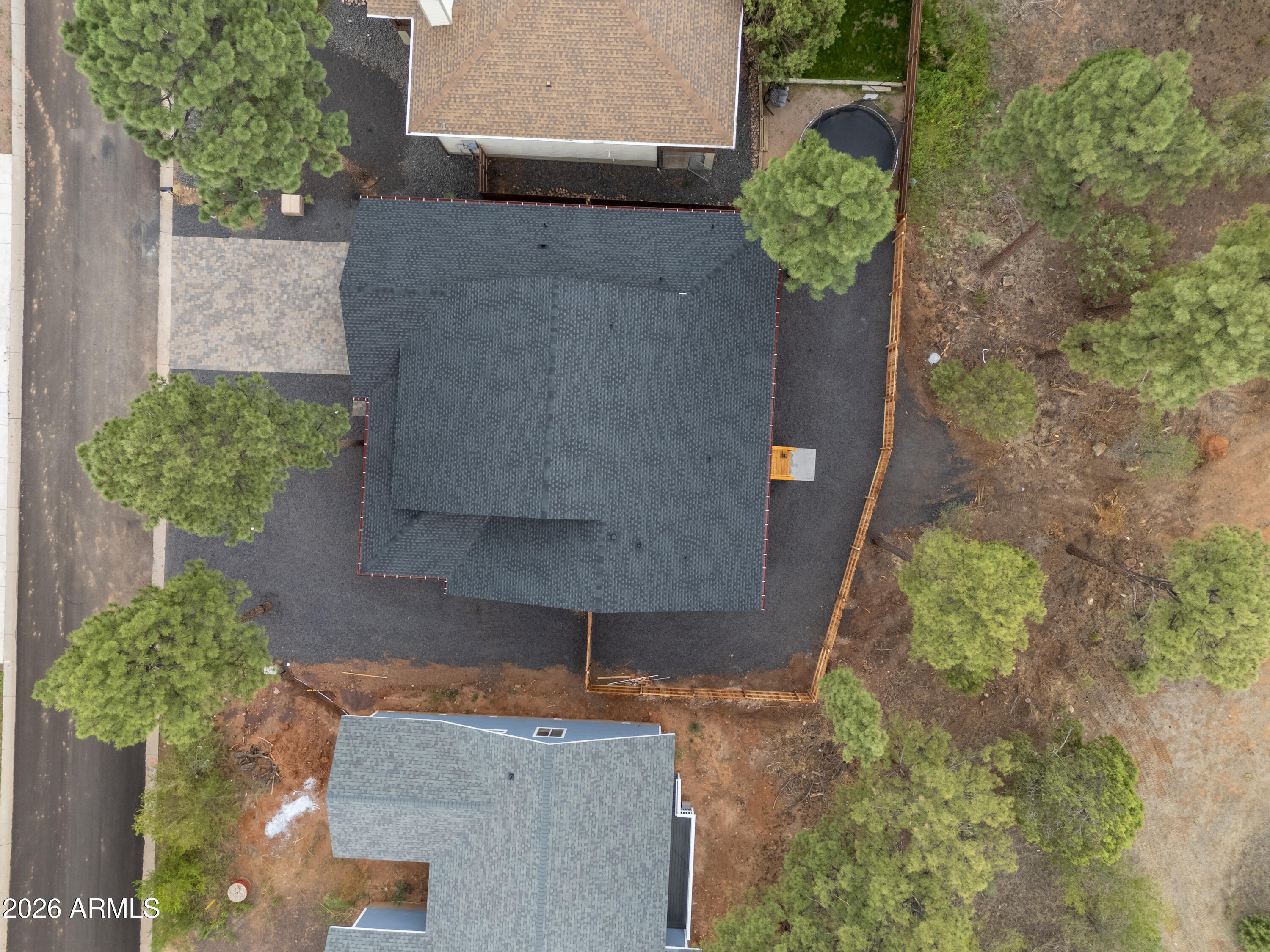 620 Campbell Lane Show Low, AZ 85901 - Photo 37 of 52 an aerial view of a house with lots of trees