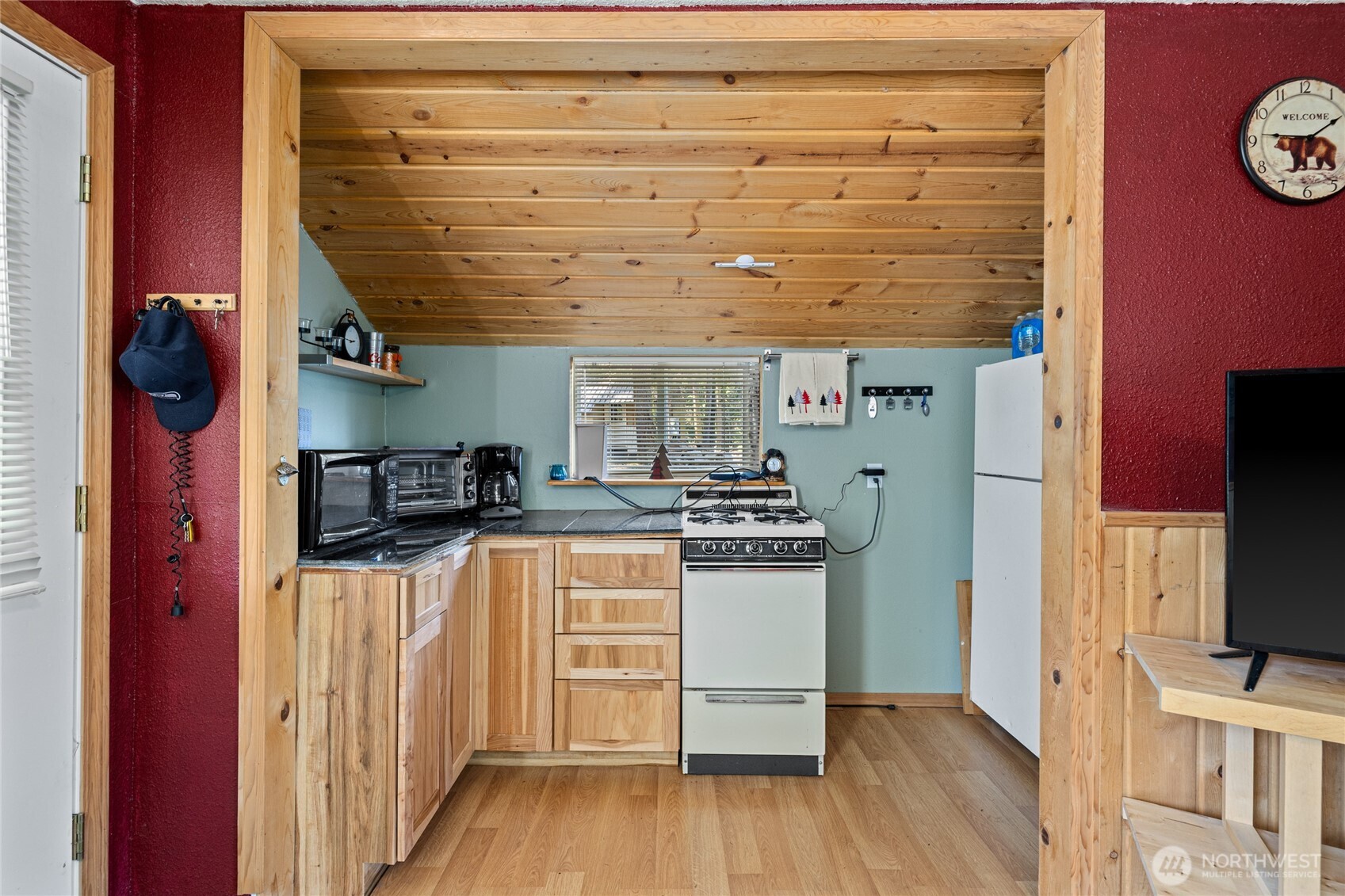 131 Horse Heaven Road Cle Elum, WA 98922 - Photo 3 of 40