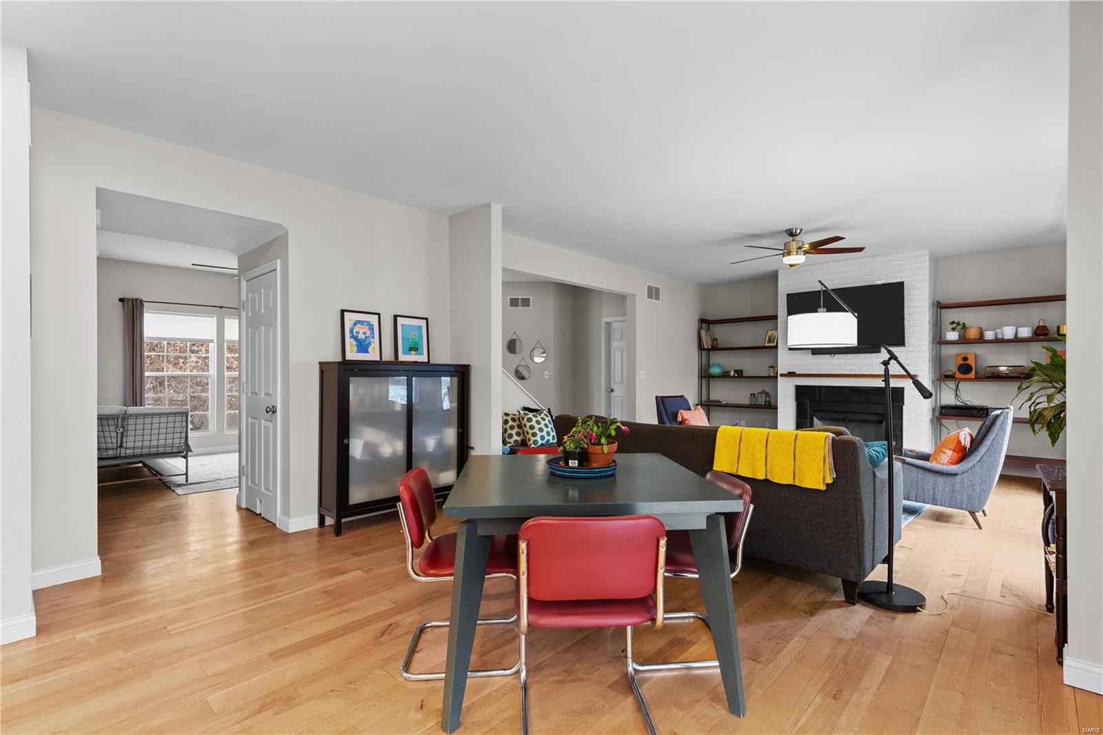 1290 Shorewind Trail St. Charles, MO 63303 - Photo 8 of 33