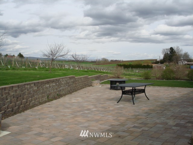 431 Division Road Zillah, WA 98953 - Photo 11 of 24 Gallery Image 11