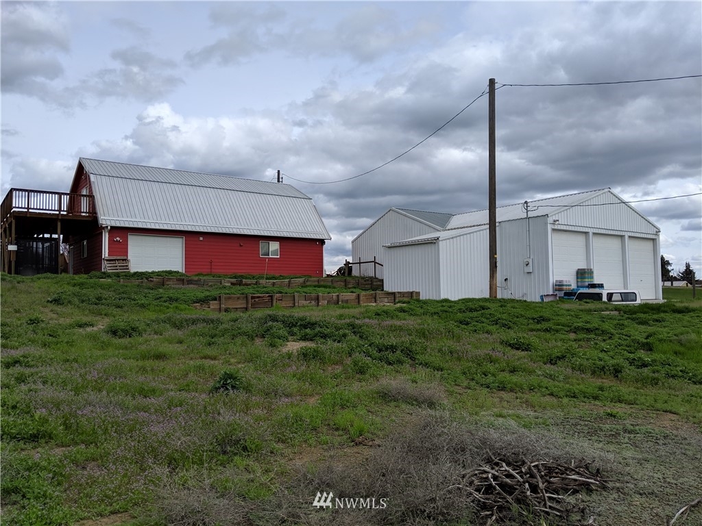 431 Division Road Zillah, WA 98953 - Photo 16 of 24 Gallery Image 16