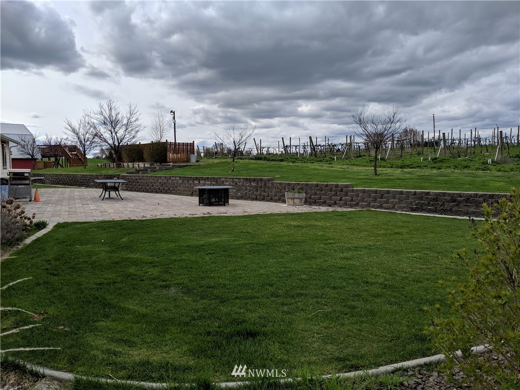 431 Division Road Zillah, WA 98953 - Photo 21 of 24 Gallery Image 21