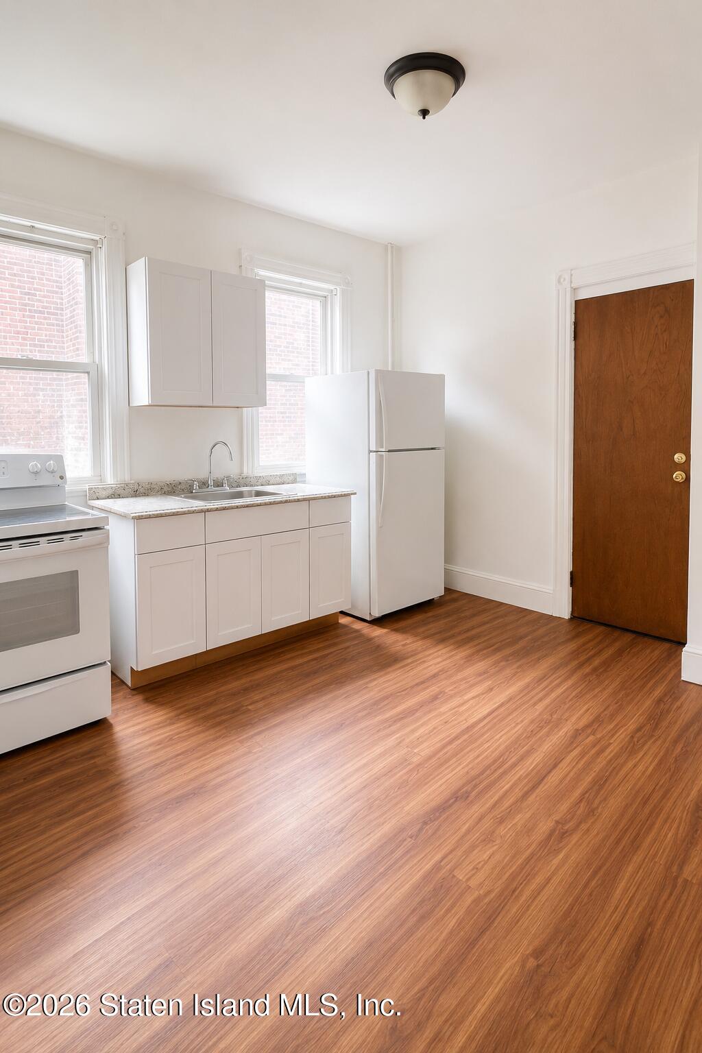 7355 Amboy Road Staten Island, NY 10307 - Photo 11 of 14 C69211EB-0DA1-491C-8DDF-B177A0291691