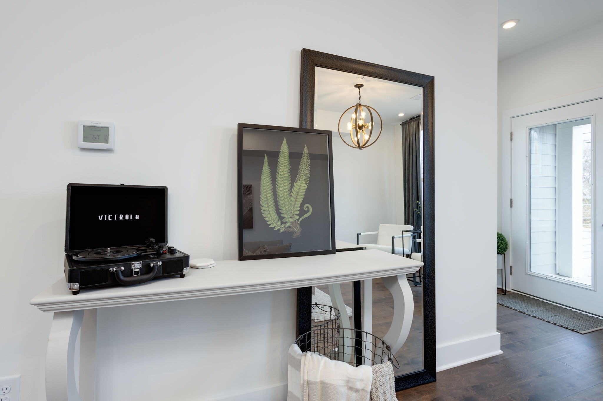 500 Creative Way, Unit 22 Madison, TN 37115 - Photo 12 of 21 a living room with furniture and a fireplace