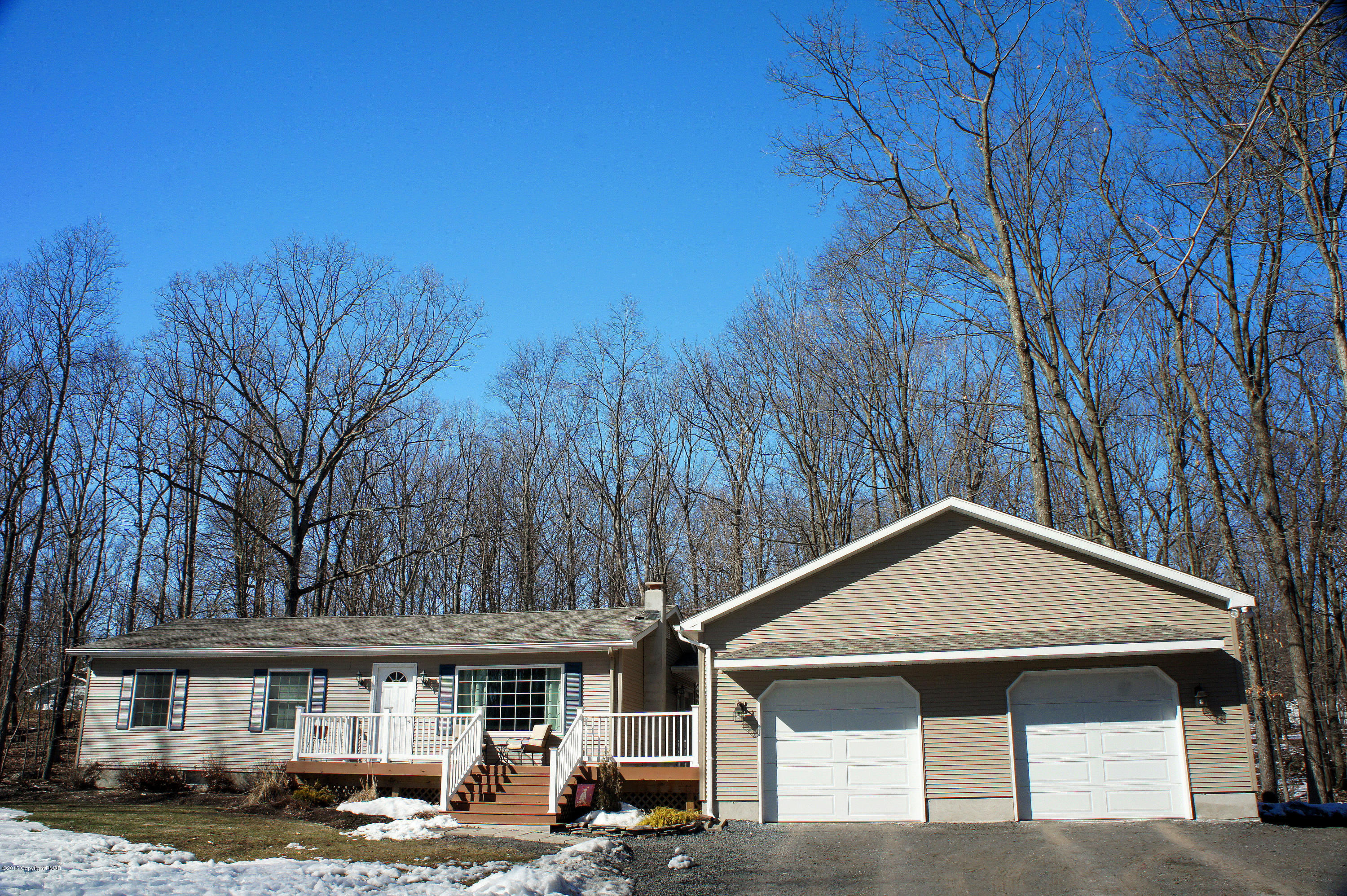 230 Hemlock Road Tannersville, PA 18372 - Photo 1 of 24 Front Of Home