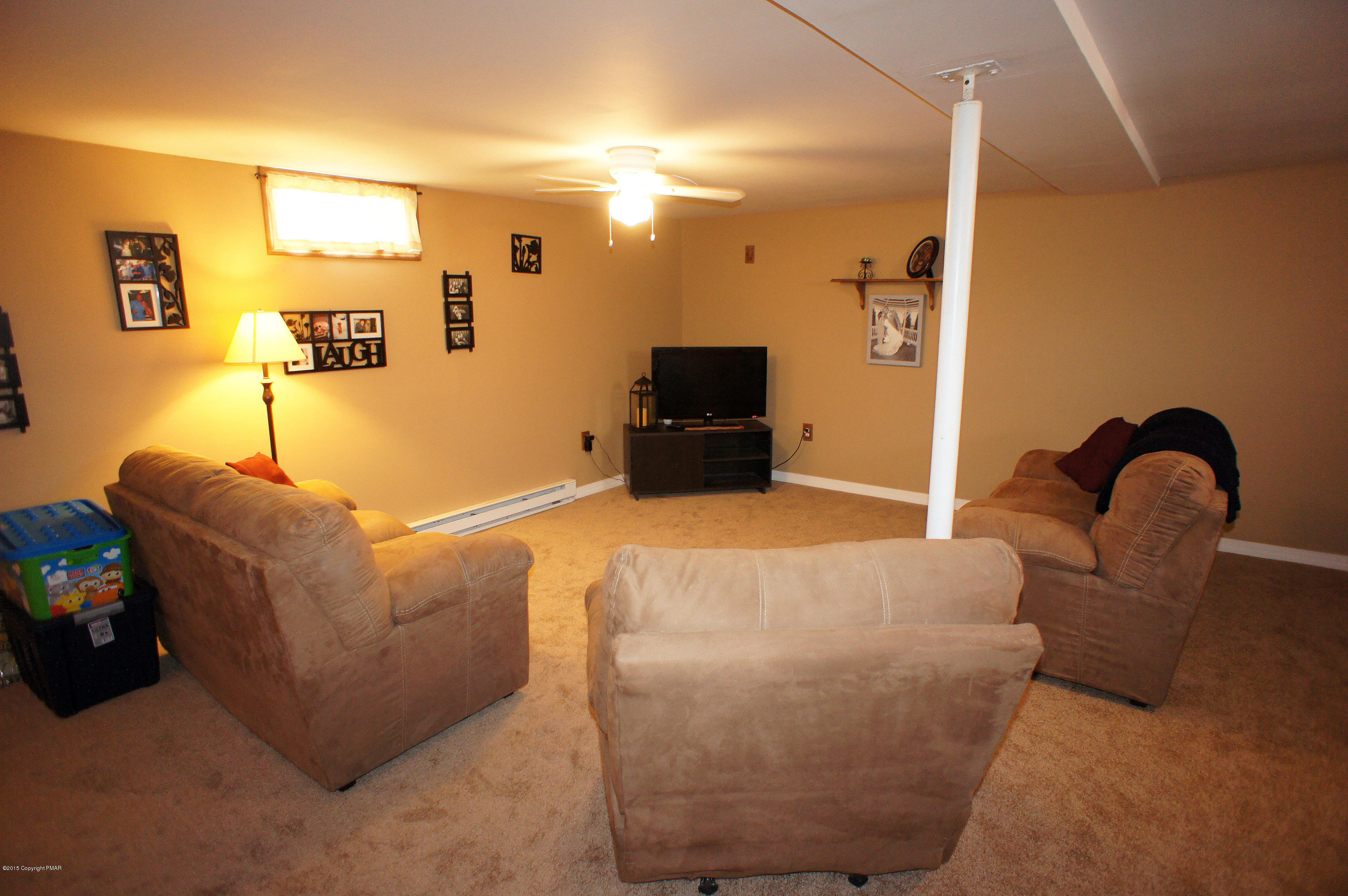 230 Hemlock Road Tannersville, PA 18372 - Photo 13 of 24 Family Room
