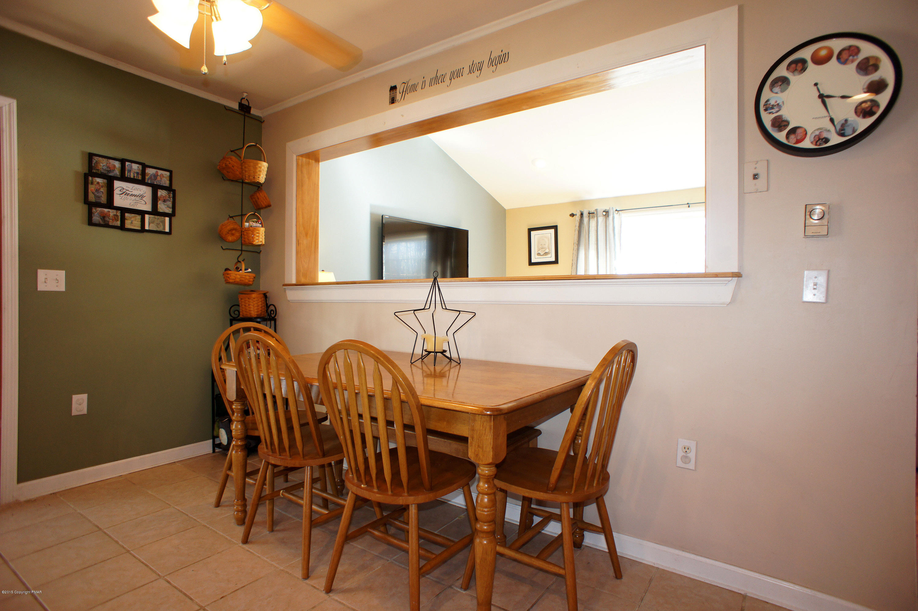 230 Hemlock Road Tannersville, PA 18372 - Photo 8 of 24 Eat In Kitchen