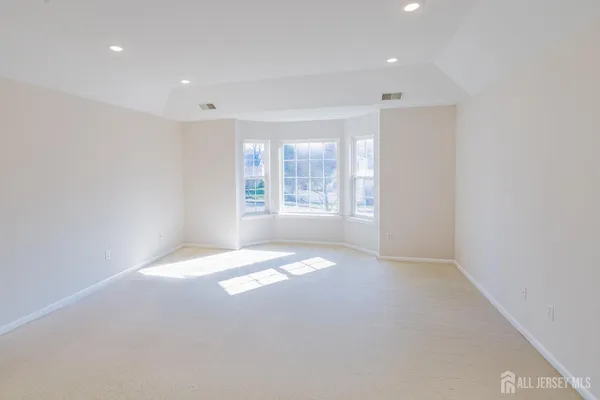 $1,499,000 | 6 Banyan Court, Edison, NJ 08820