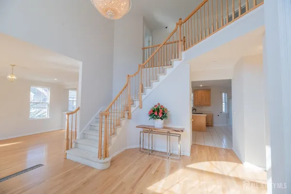 $1,499,000 | 6 Banyan Court, Edison, NJ 08820