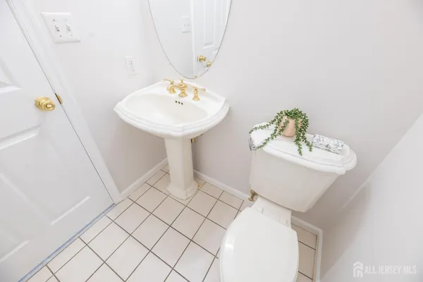 $1,499,000 | 6 Banyan Court, Edison, NJ 08820