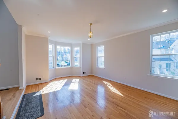 $1,499,000 | 6 Banyan Court, Edison, NJ 08820