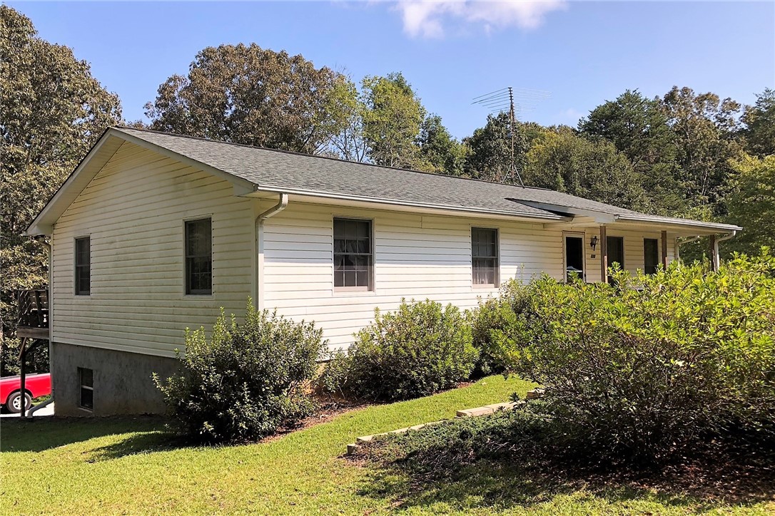 220 Tabor Ramp Road Westminster, SC 29693 - Photo 3 of 38 Gallery Image 3