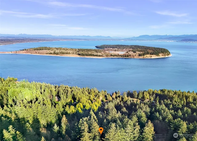 view of an ocean and beach