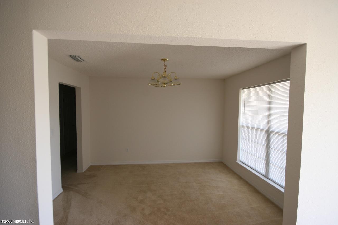 2852 Longleaf Ranch Circle Middleburg, FL 32068 - Photo 3 of 9 Dining Room
