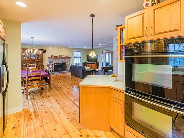 98 Barker Hill Road Townsend, MA 01469 - Photo 5 of 28 Gallery Image 5