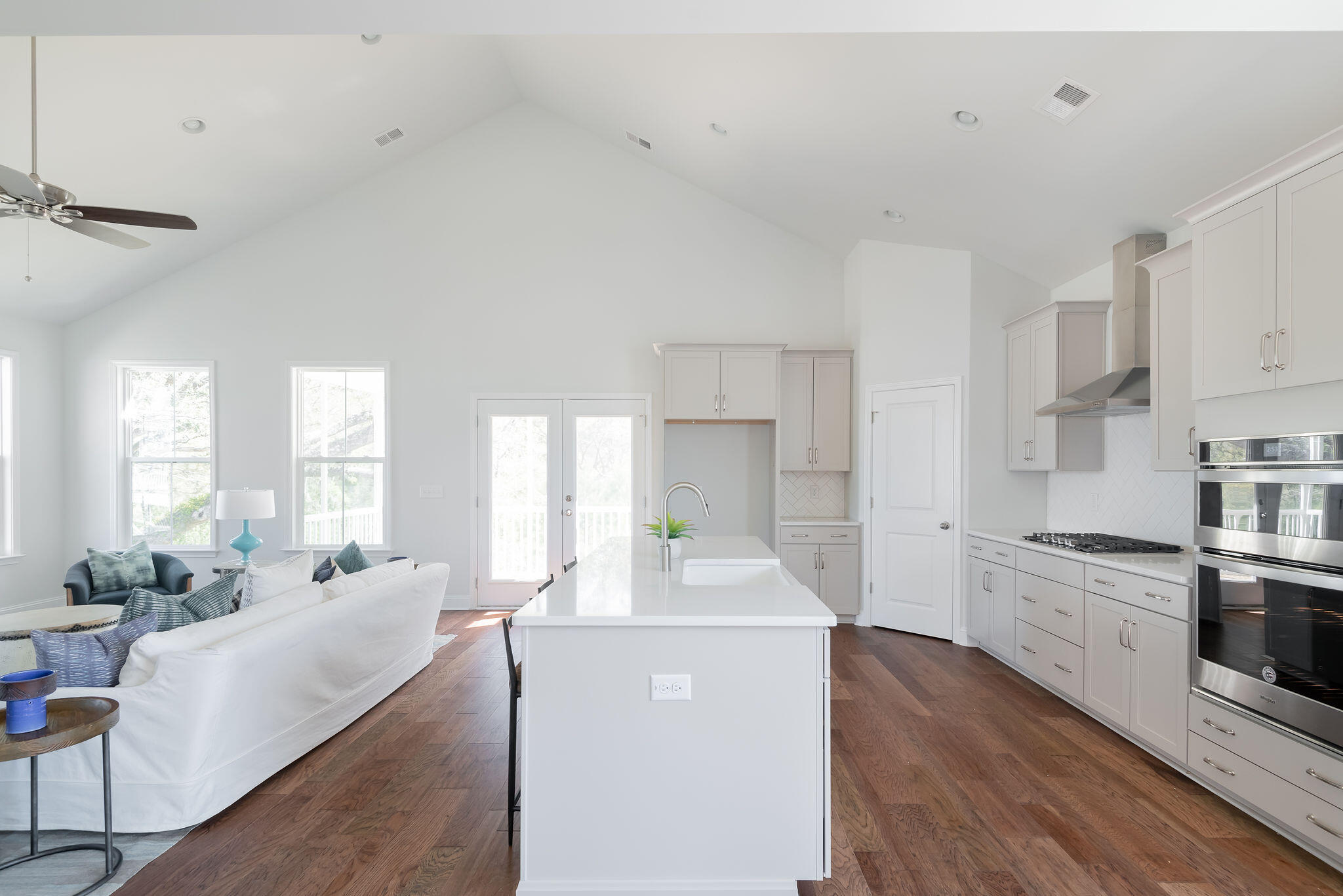 5103 Hut Crk Road Johns Island, SC 29455 - Photo 13 of 29 1104OakBluffRoad-10