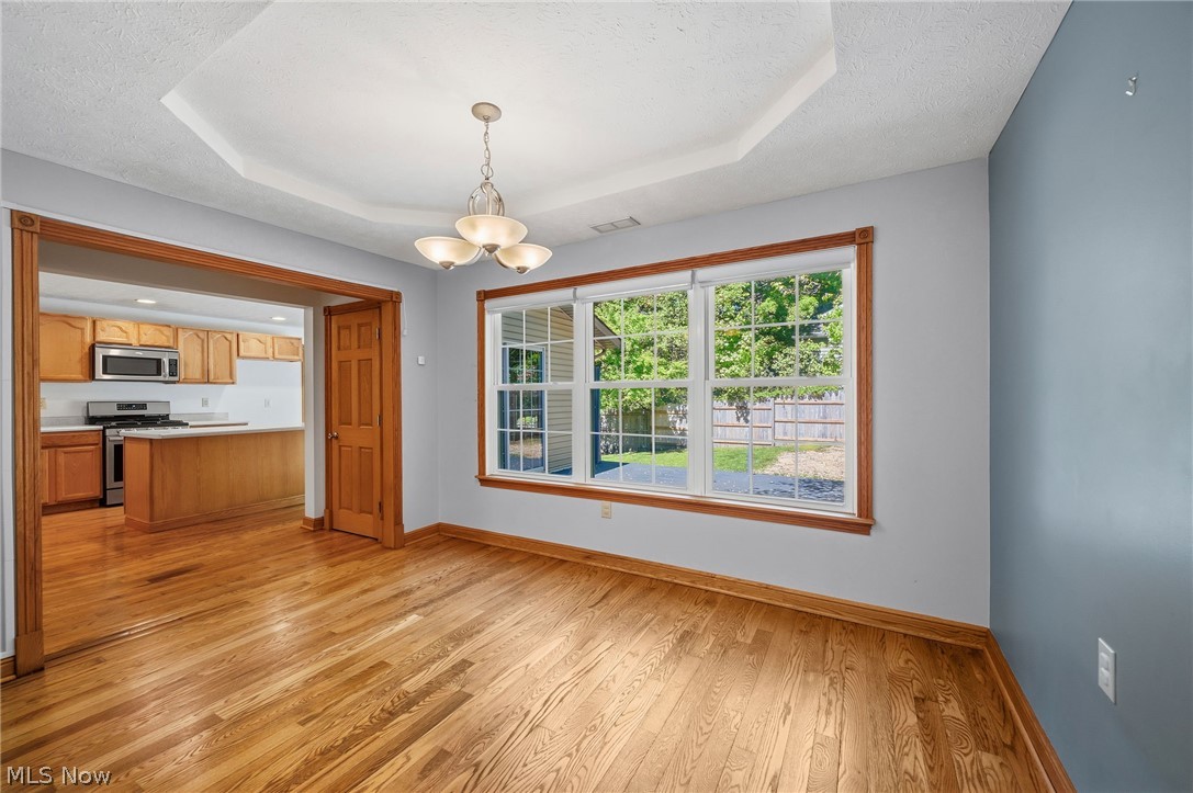 10137 Johnnycake Ridge Road Painesville, OH 44077 - Photo 19 of 50