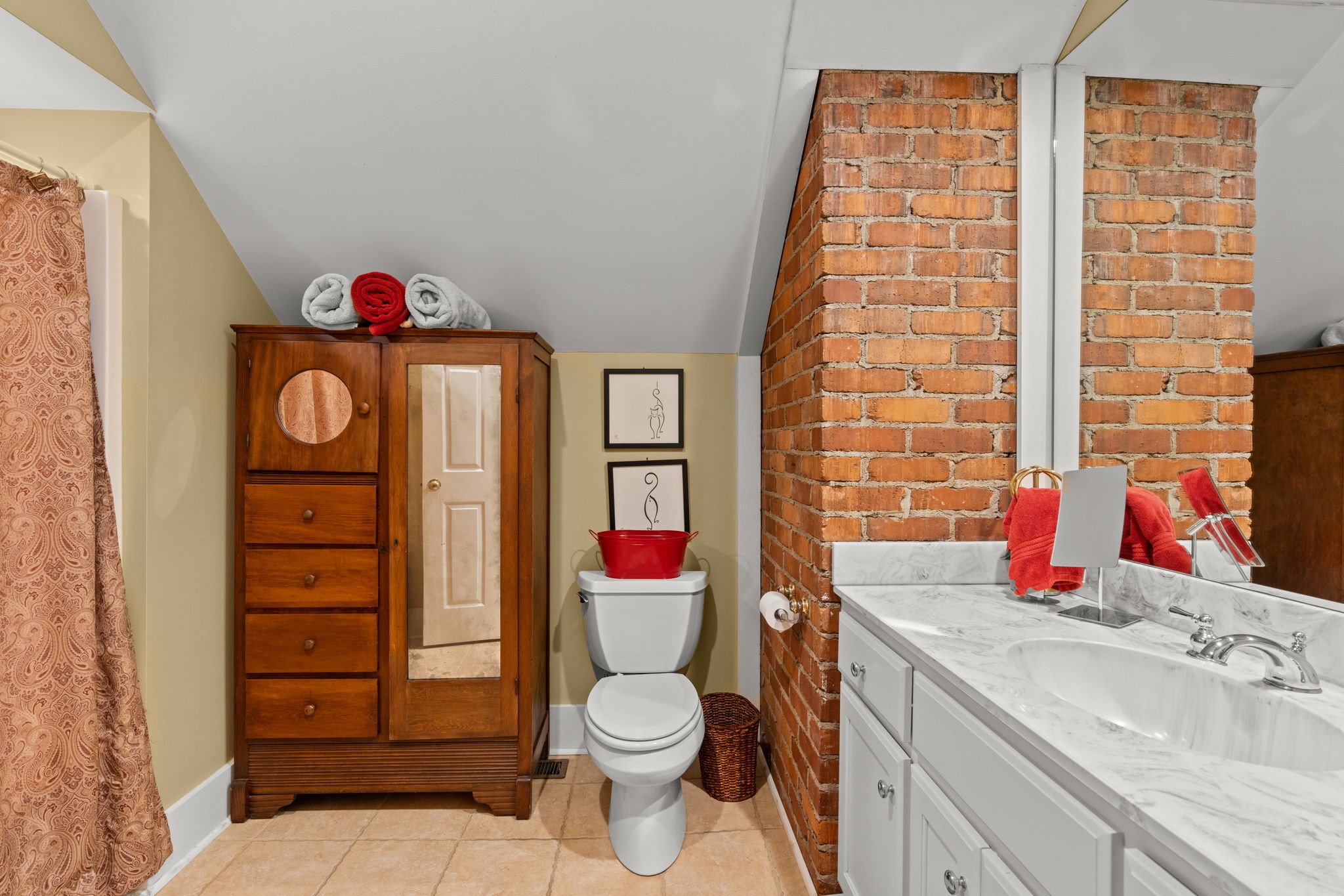 4117 Aberdeen Road Nashville, TN 37205 - Photo 27 of 46 a bathroom with a sink toilet vanity and shower