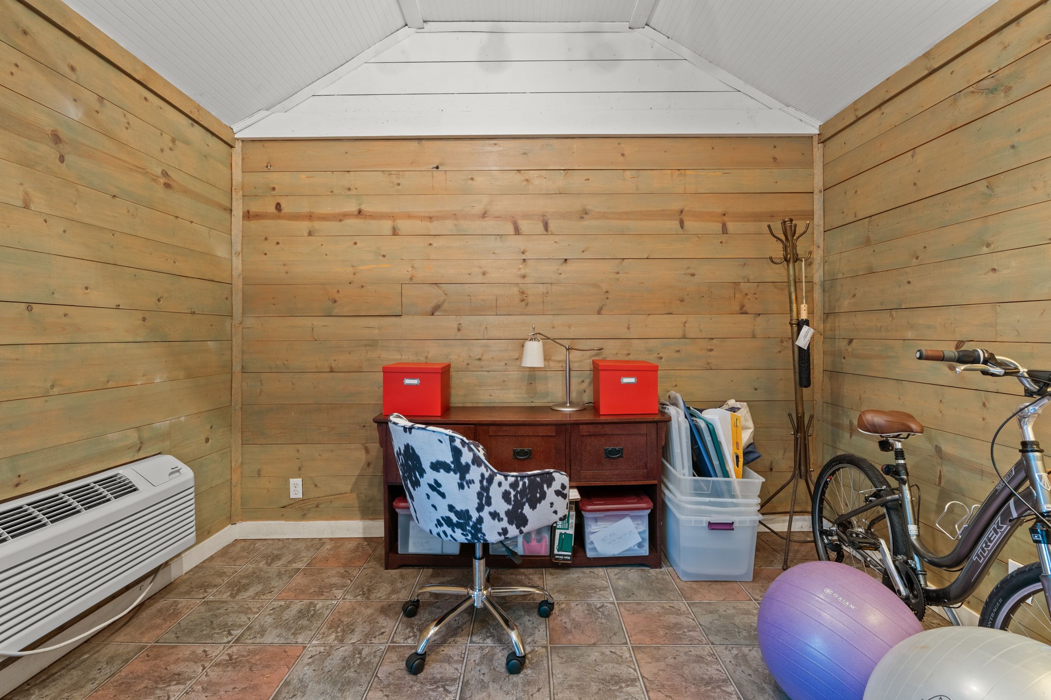 4117 Aberdeen Road Nashville, TN 37205 - Photo 46 of 46 a room with gym equipment