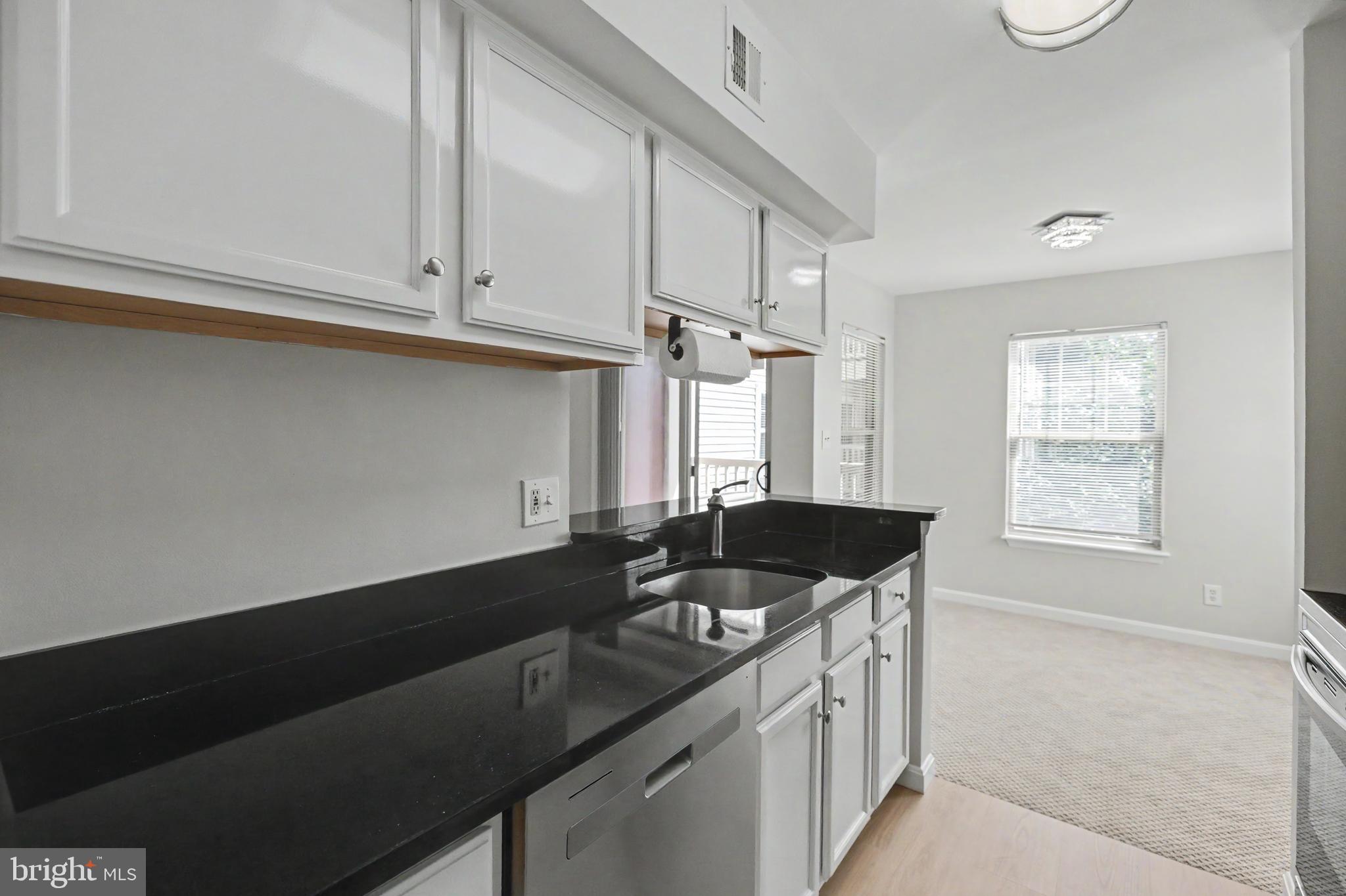 1727 Ascot Way, Unit 1727G Reston, VA 20190 - Photo 12 of 33 Gallery Image 12