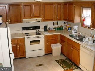 109 Clamshell Road Ocean City, MD 21842 - Photo 3 of 6 Gallery Image 3