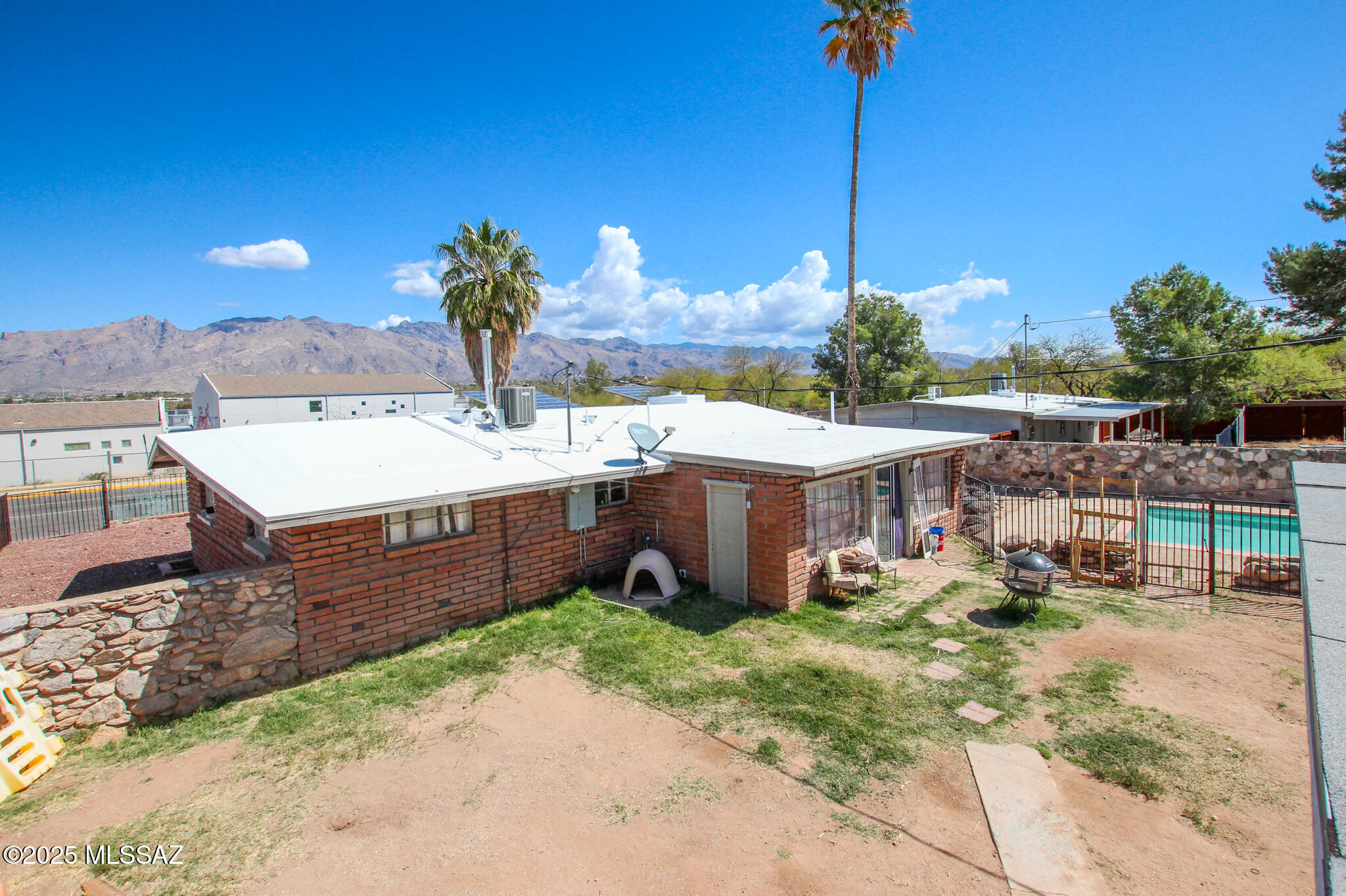 3930 East Kleindale Road Tucson, AZ 85712 - Photo 12 of 37 Gallery Image 12