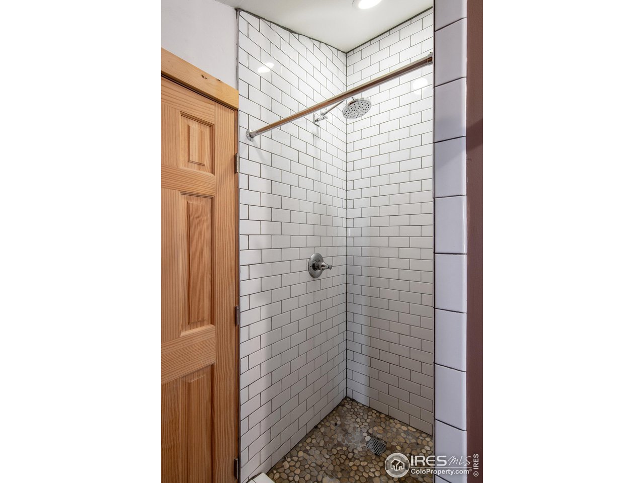 426 Park Street Lyons, CO 80540 - Photo 22 of 40 a bathroom with a shower