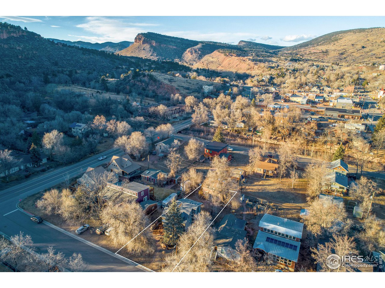 426 Park Street Lyons, CO 80540 - Photo 35 of 40 a view of city