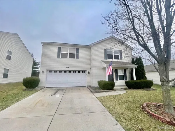 $2,300 | 308 Falling Leaf Way, Mascoutah, IL 62258