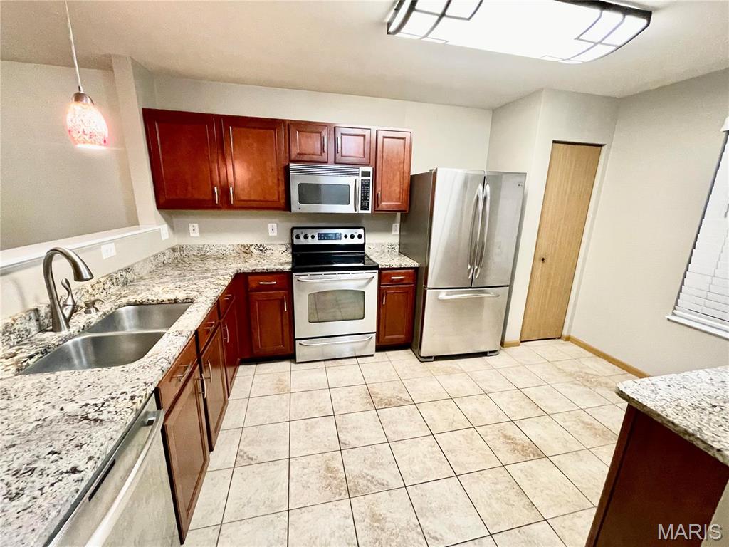 308 Falling Leaf Way Mascoutah, IL 62258 - Photo 16 of 64